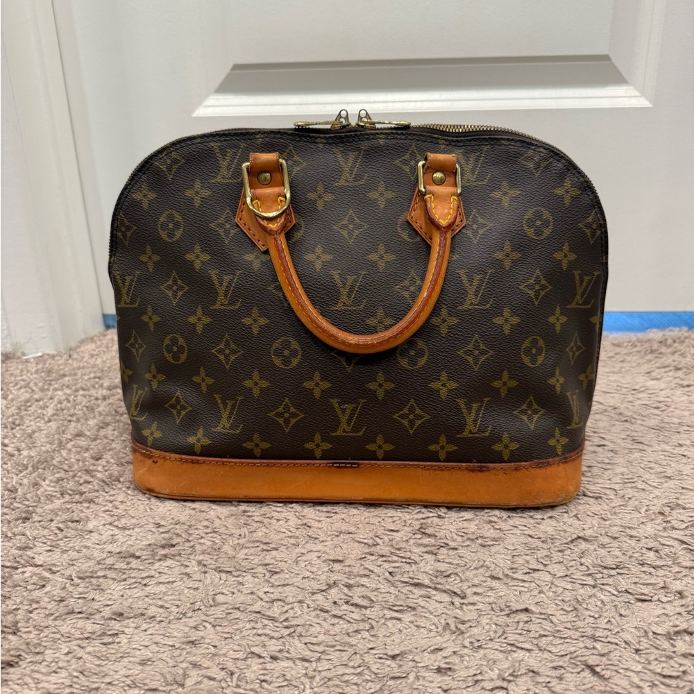 Vintage Louis Vuitton Monogram Alma PM